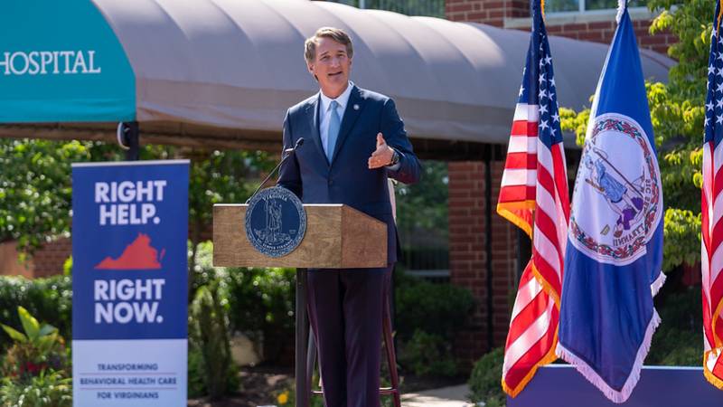 Ayuda correcta, ahora mismo Firma de proyectos de ley, Warrenton - 6.14.23