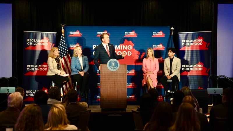 Cumbre sobre la Recuperación de la Salud Mental de los Jóvenes en la Infancia, Richmond - 11.21.24