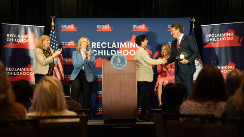 Cumbre sobre la Recuperación de la Salud Mental de los Jóvenes en la Infancia, Richmond - 11.21.24